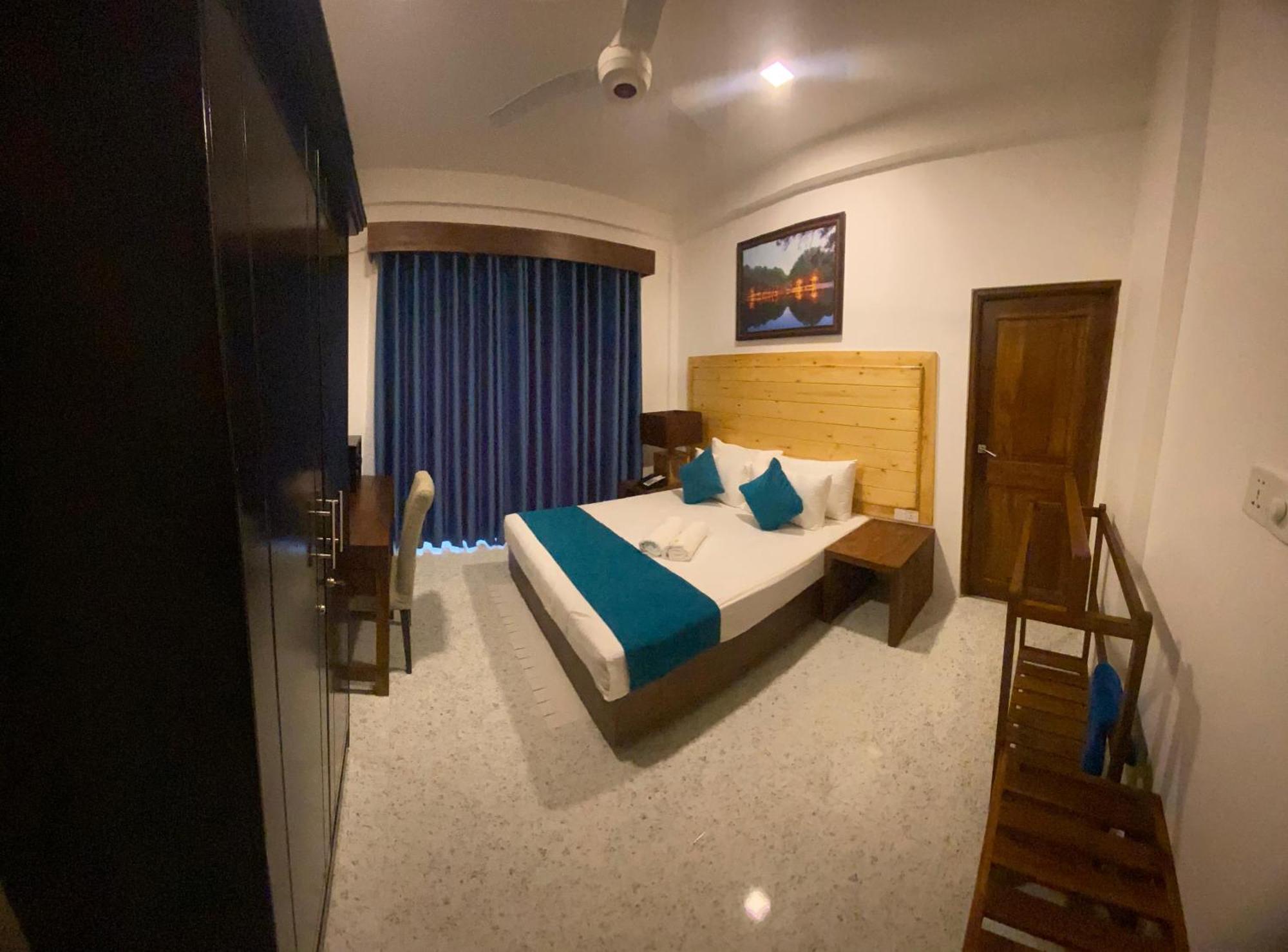 Trinco Beach Resort Trincomalee Eksteriør billede