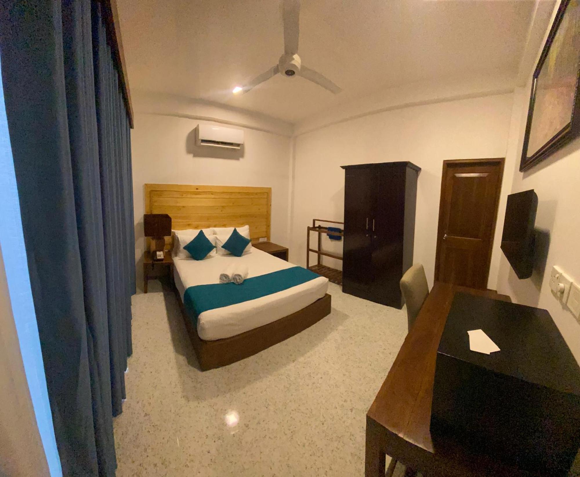 Trinco Beach Resort Trincomalee Eksteriør billede